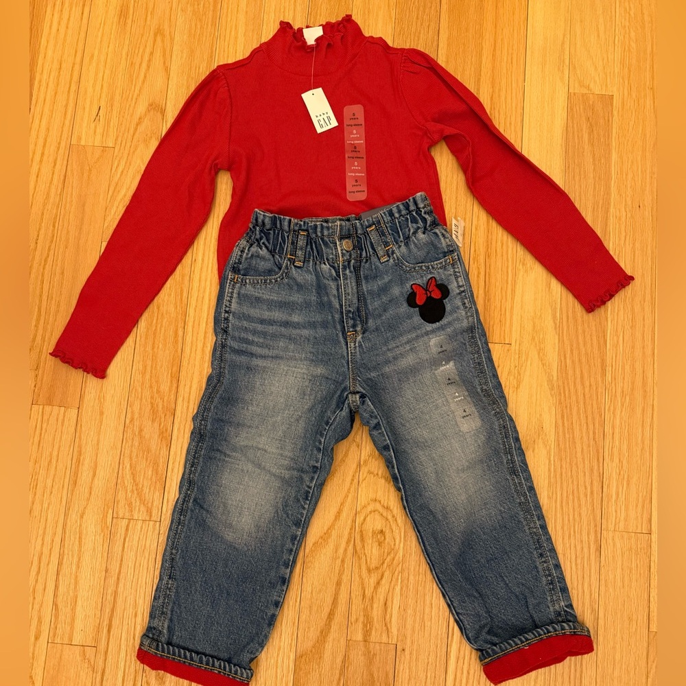 NWT GAP KIDS MINNIE MOUSE OUTFIT JEANS AND TOP SIZE 4 SIZE 5